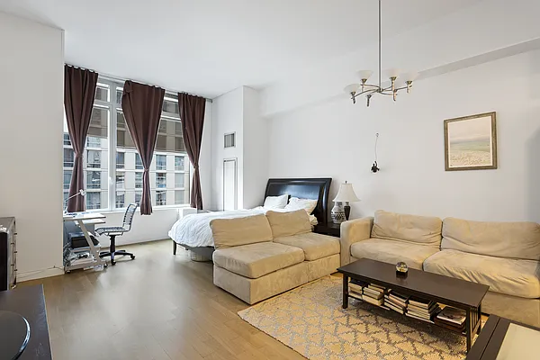 247 West 46th Street #401