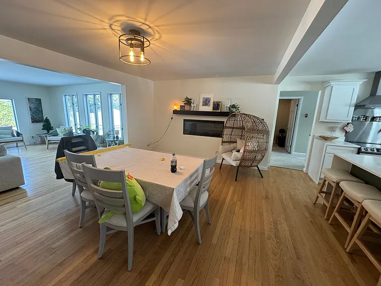 6317 Pleasant Dr — Photo 9