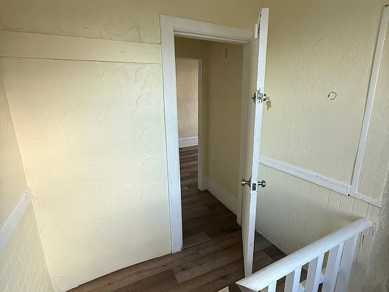 3404 Walton Ave — Photo 5