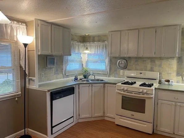 130 E Washington St Unit 57, North Attleboro, MA 02760