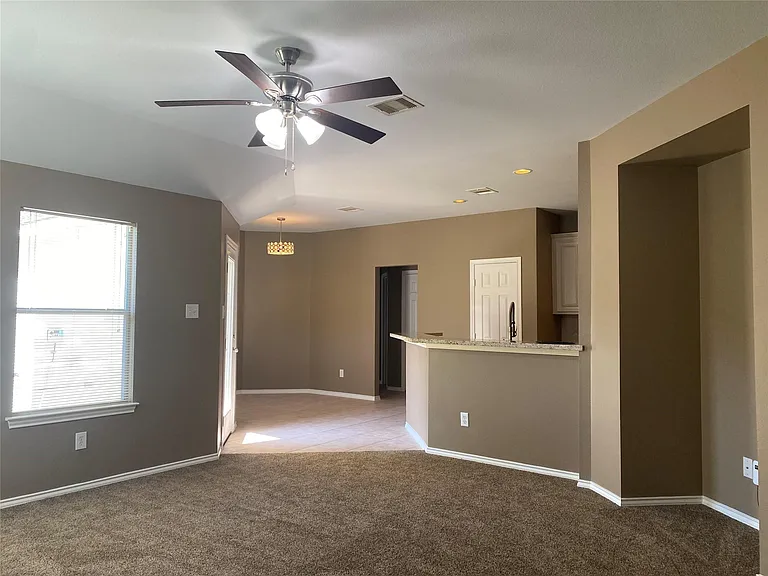 12718 Great Sands Dr — Photo 4