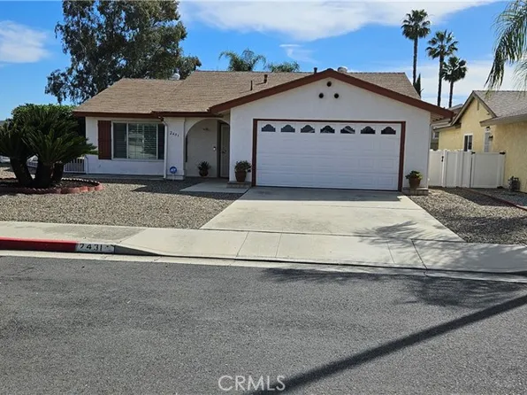 2431 El Rancho Cir, Hemet, CA 92545