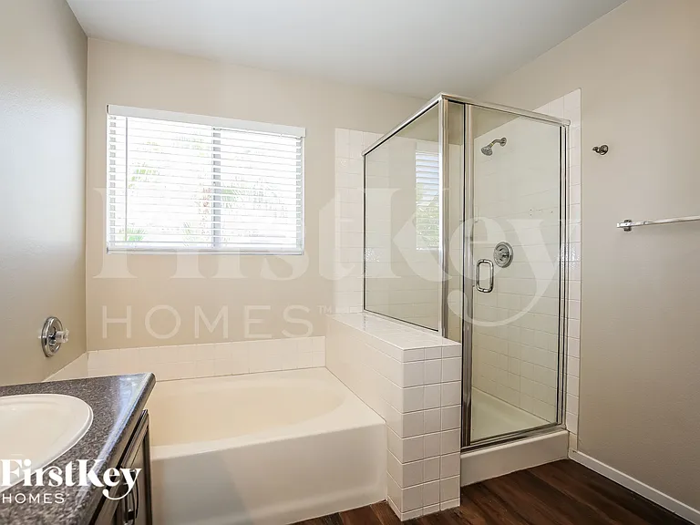 8008 Revolver Ave — Photo 14
