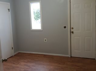 209 N 5th St #A, Murray, KY 42071