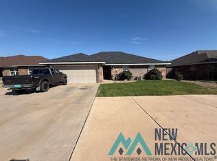 2324 Cobblestone Cir, Clovis, NM 88101