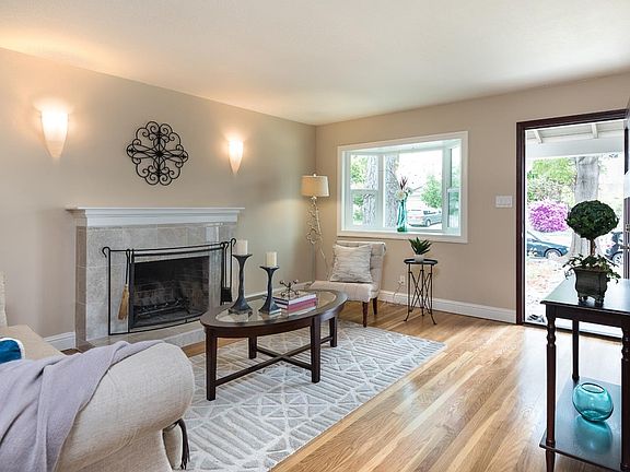 4th image of 3031 Capewood Ln