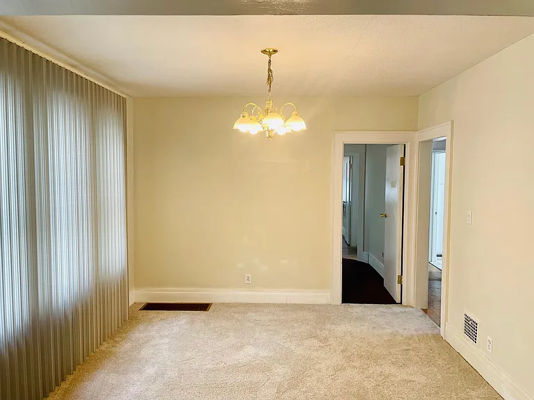 1116 Parkside Ave — Photo 5