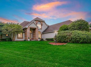 39863 N Mauser Dr, Wadsworth, IL 60083