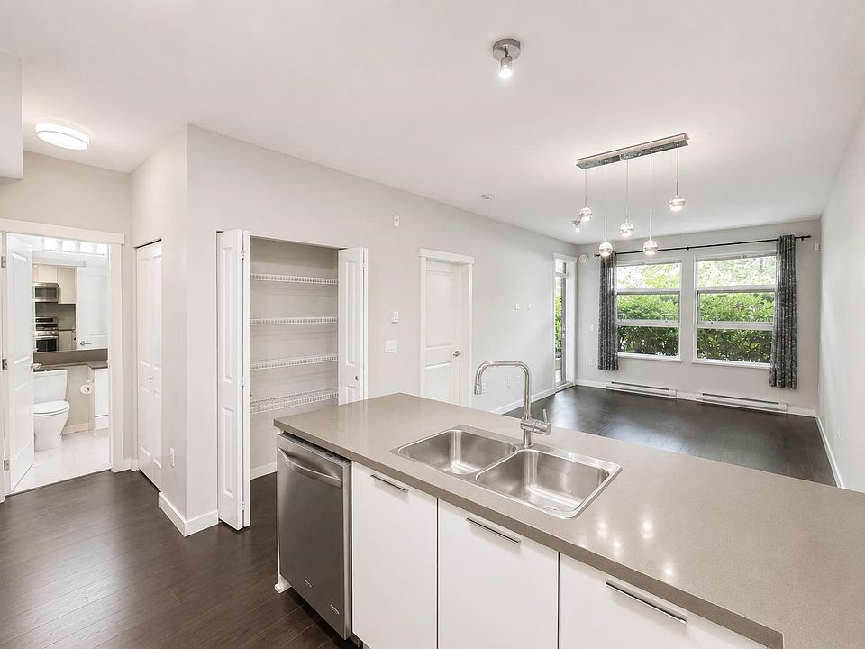 1st image of 607 Cottonwood Ave #108