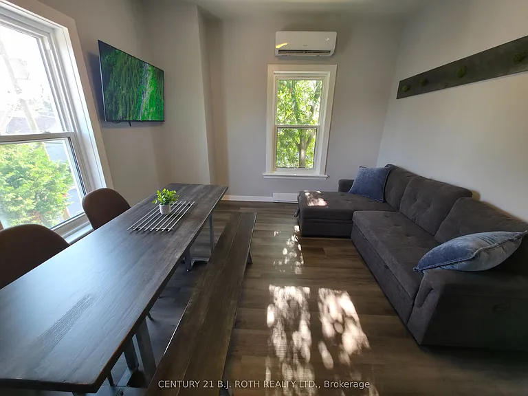 82 Albert St N #1 — Photo 13