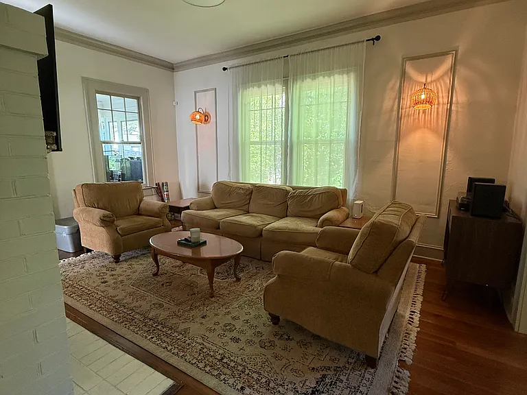 108 Lee St — Photo 10