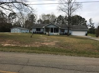 223 Ammons Rd, Bonaire, GA 31005