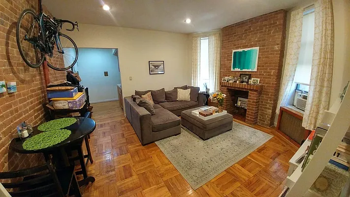 Rented by Guidance Realty Corp. | media 8