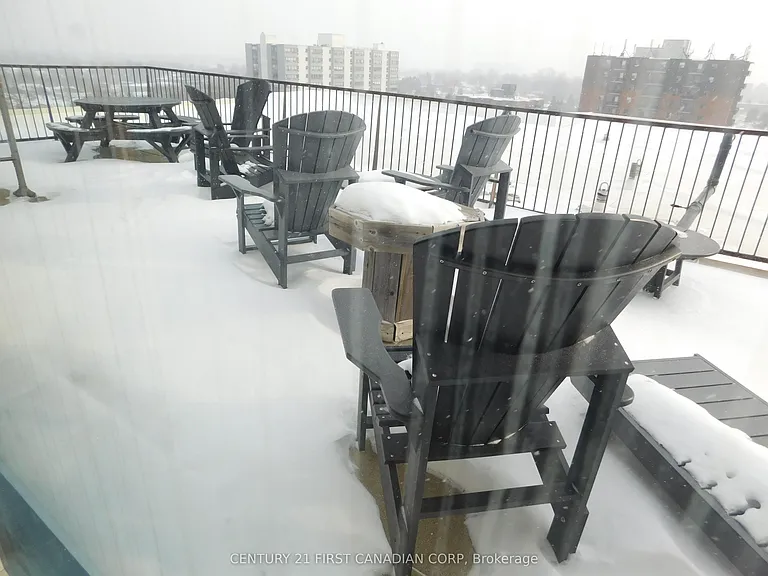 744 Wonderland Rd S #803 — Photo 34