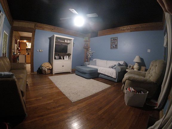 2nd image of 231 N Powell St