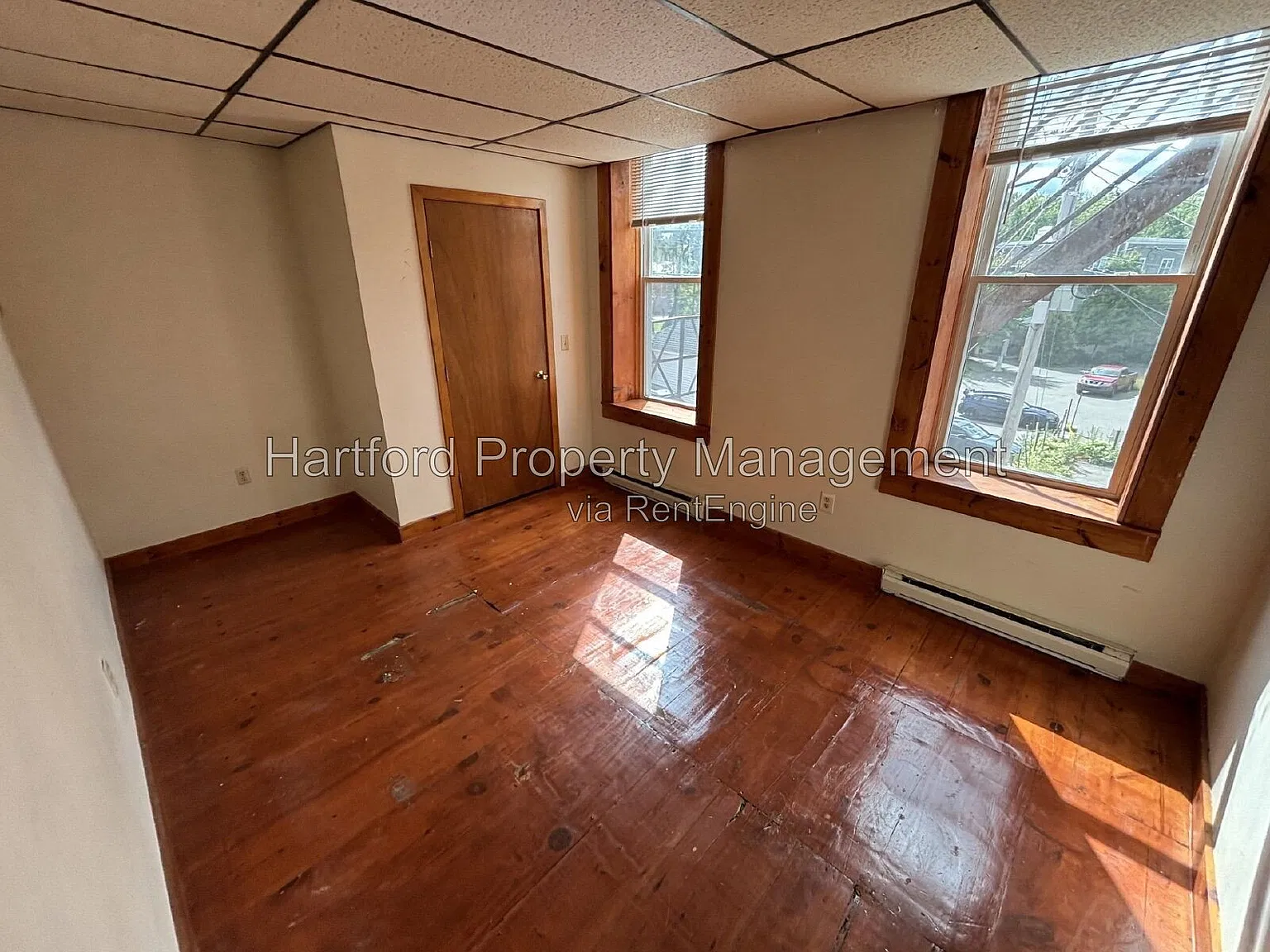 247 Main St — Photo 3
