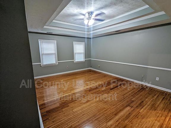 5th image of 1938 Walden Park Dr