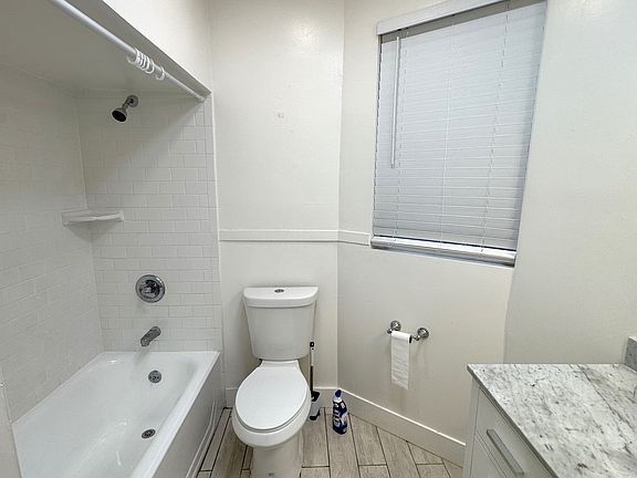5th image of 1844A Fell St #A