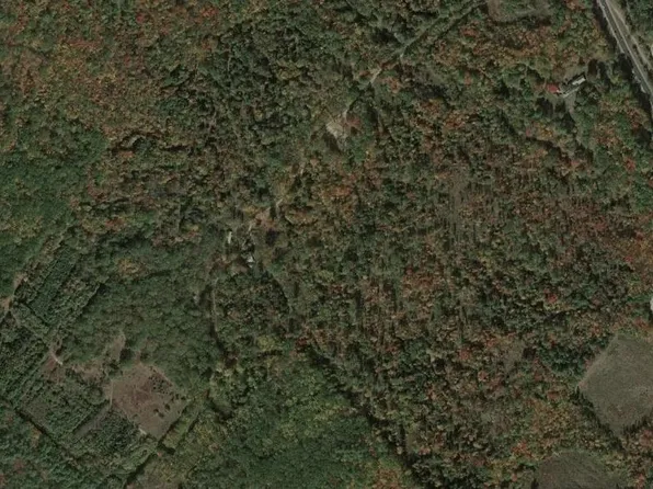 90.5 Places Crossing Lane, Farmington, NH 03835