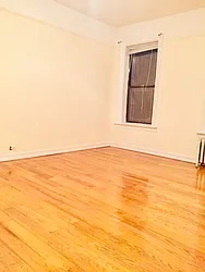 Rented by Roberto Guilbet, LREB