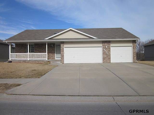 1st image of 15806 Timberlane Dr