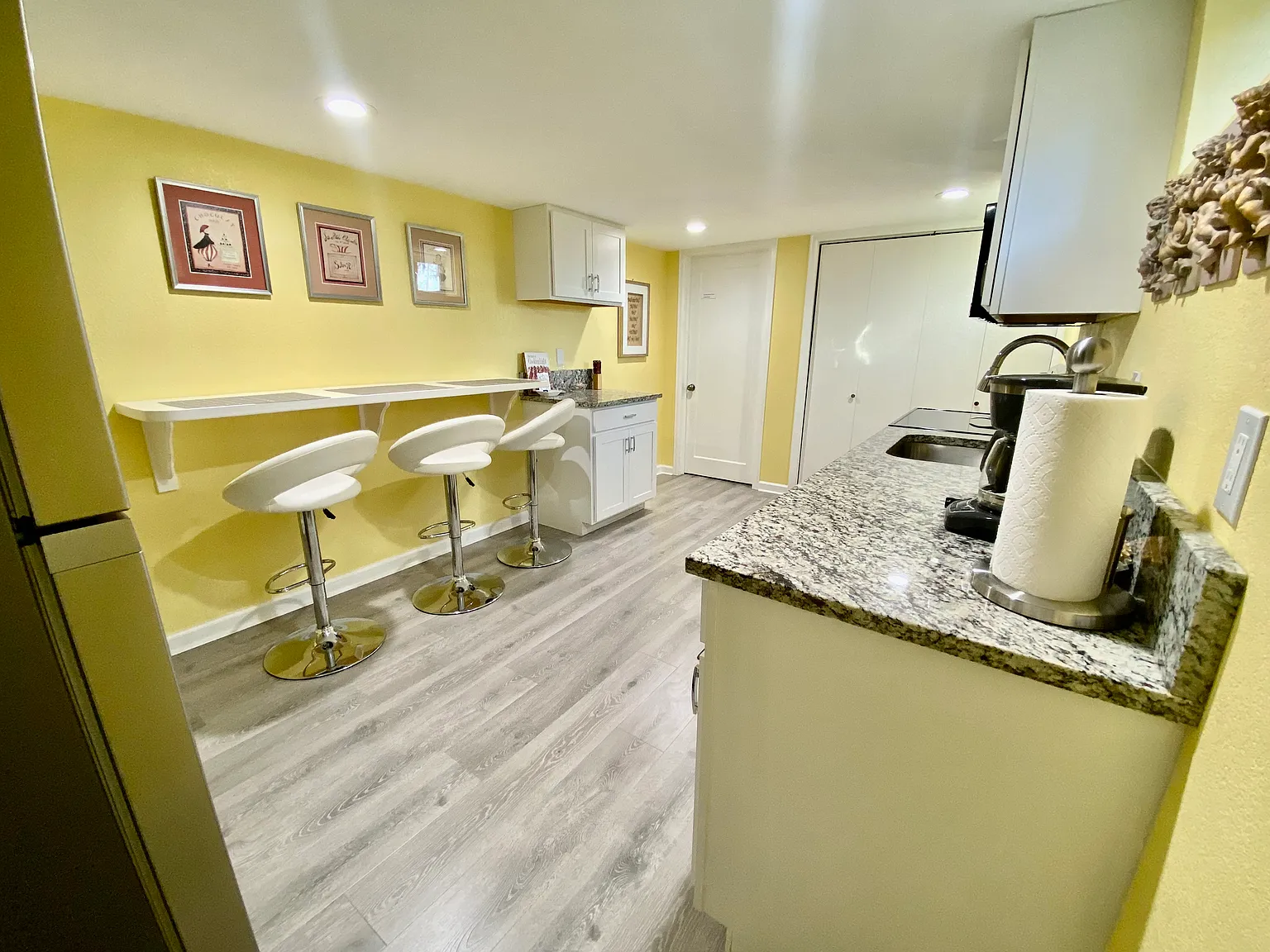 2 bed, 1400 sqft, $1,995 — Photo 3