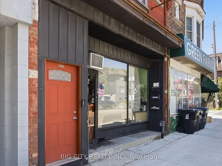 1362 Bathurst St #UPPER — Photo 4
