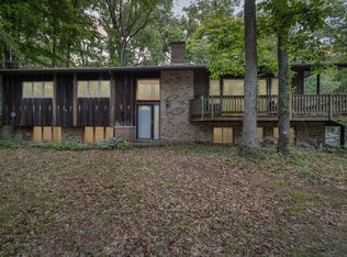 9800 Clinton Rd, Jackson, MI 49201