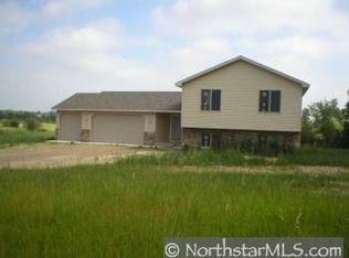 6292 110th St, Milaca, MN 56353
