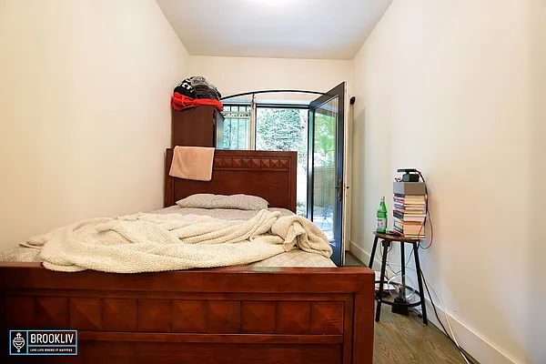 Rented by null | media 28