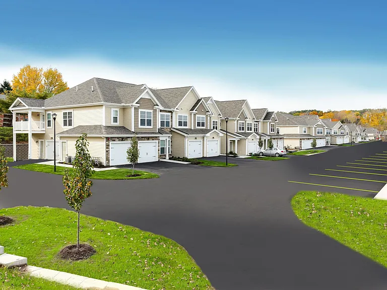 The Glen at Perinton Hills in Fairport, NY