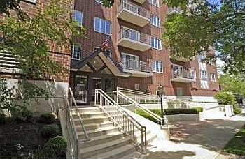 1st image of 501 Forest Ave APT 604