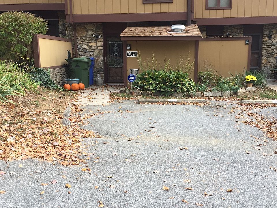 2 bed, 1.5 bath Arden, NC
