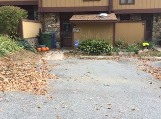 105 Colony Dr, Arden, NC 28704