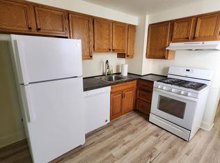 820 Coates St, Coatesville, PA 19320