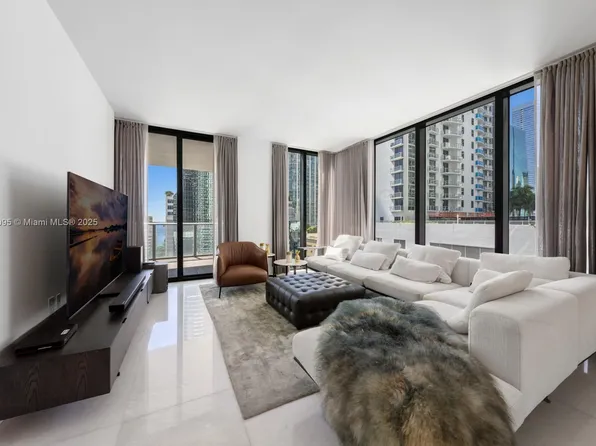 1010 Brickell Ave #1405, Miami, FL 33130