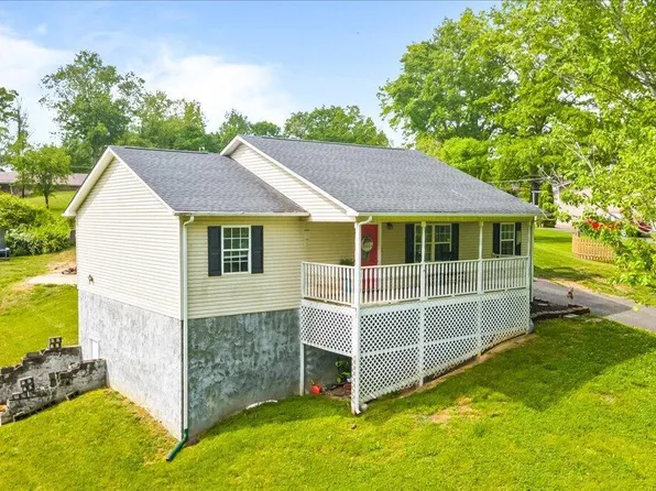 226 McKinney Rd, La Follette, TN 37766