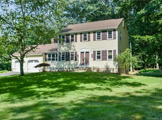 125 Airline Rd, Clinton, CT 06413