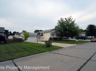 611 Durango Dr, O'Fallon, MO 63368