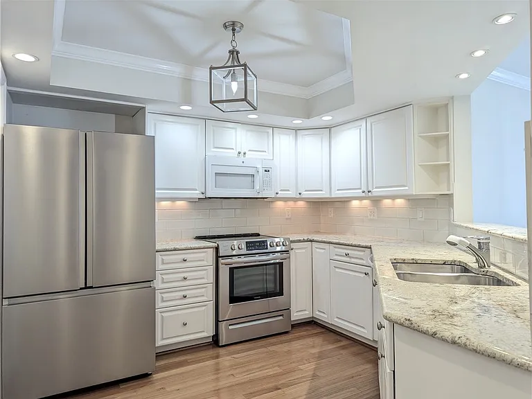 1821 Mooringline Dr #1821PHD — Photo 50