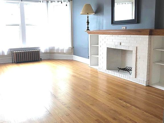 2nd image of 1040 Washington Blvd APT 3
