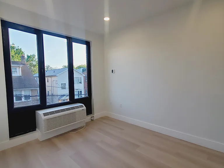 261 Forrest St #601 — Photo 6