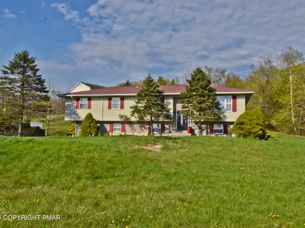 2106 Smith Rd, Stroudsburg, PA 18360