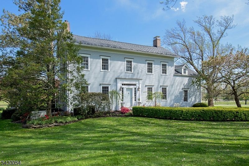 1st image of 77 Homestead Rd