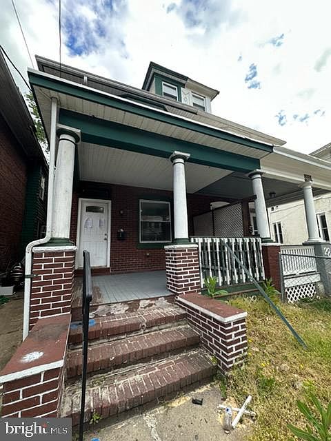 1st image of 26 Colonial Ave