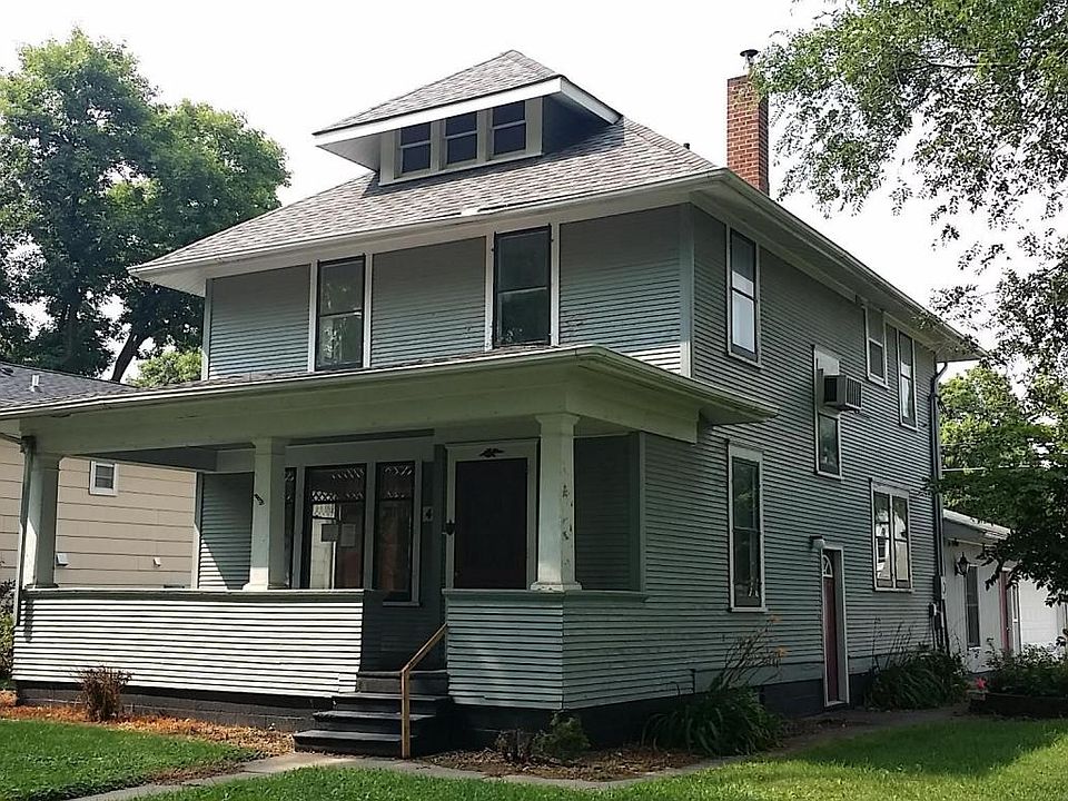 1st image of 407 E Flynn St