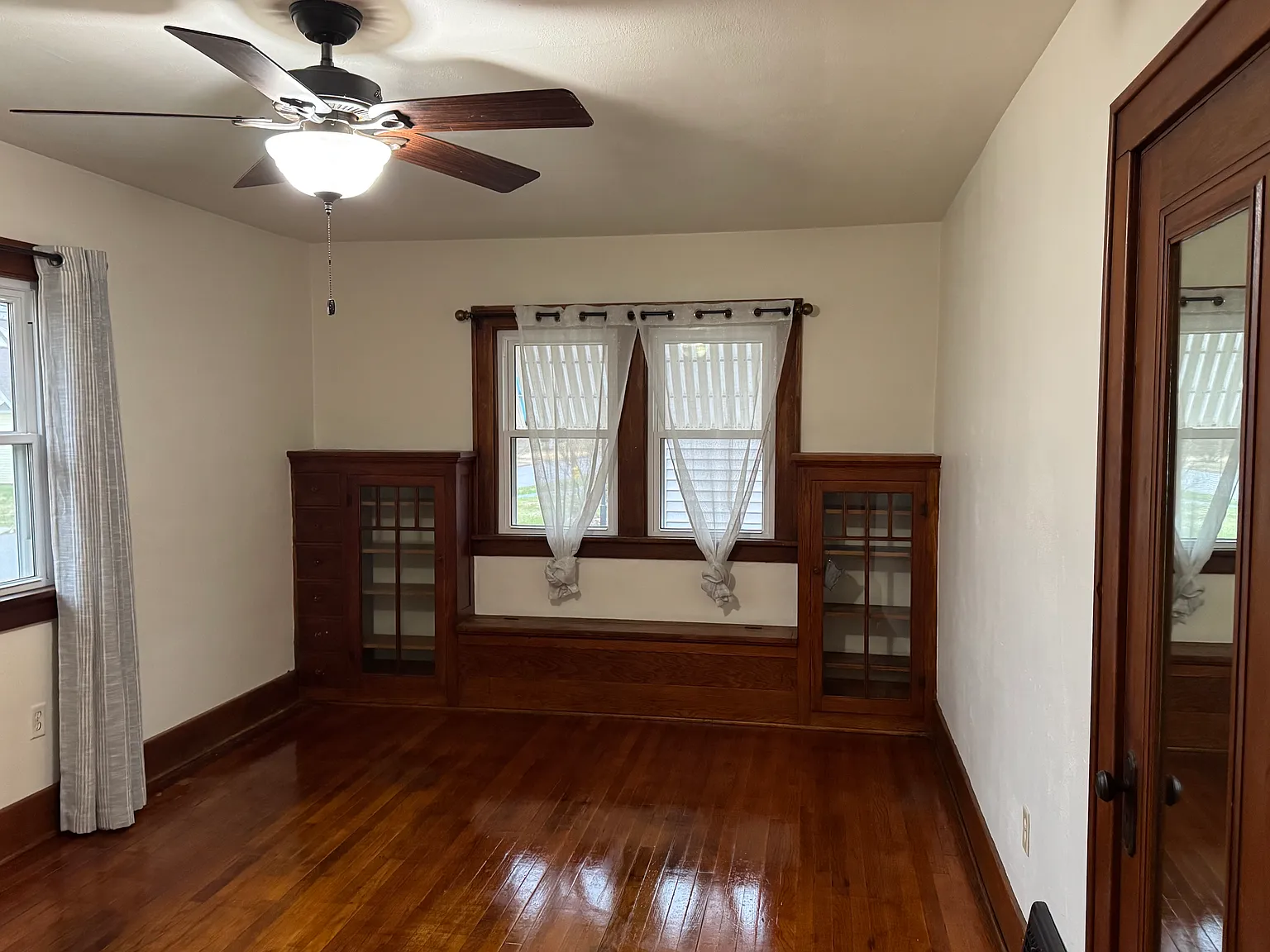 526 Fairfield Ave — Photo 4
