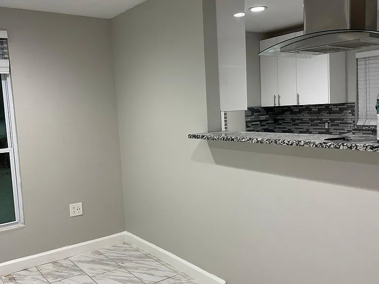 5815 Phoenix Dr #3 — Photo 4