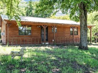 2121 Farm Road 1510, Brookston, TX 75421