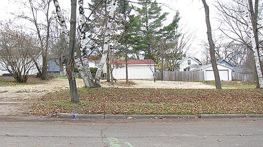1st image of 206 N 6th Ave